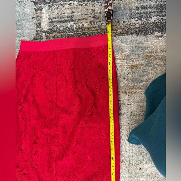 H&M Red Lace Pencil Skirt - Picture 11 of 11